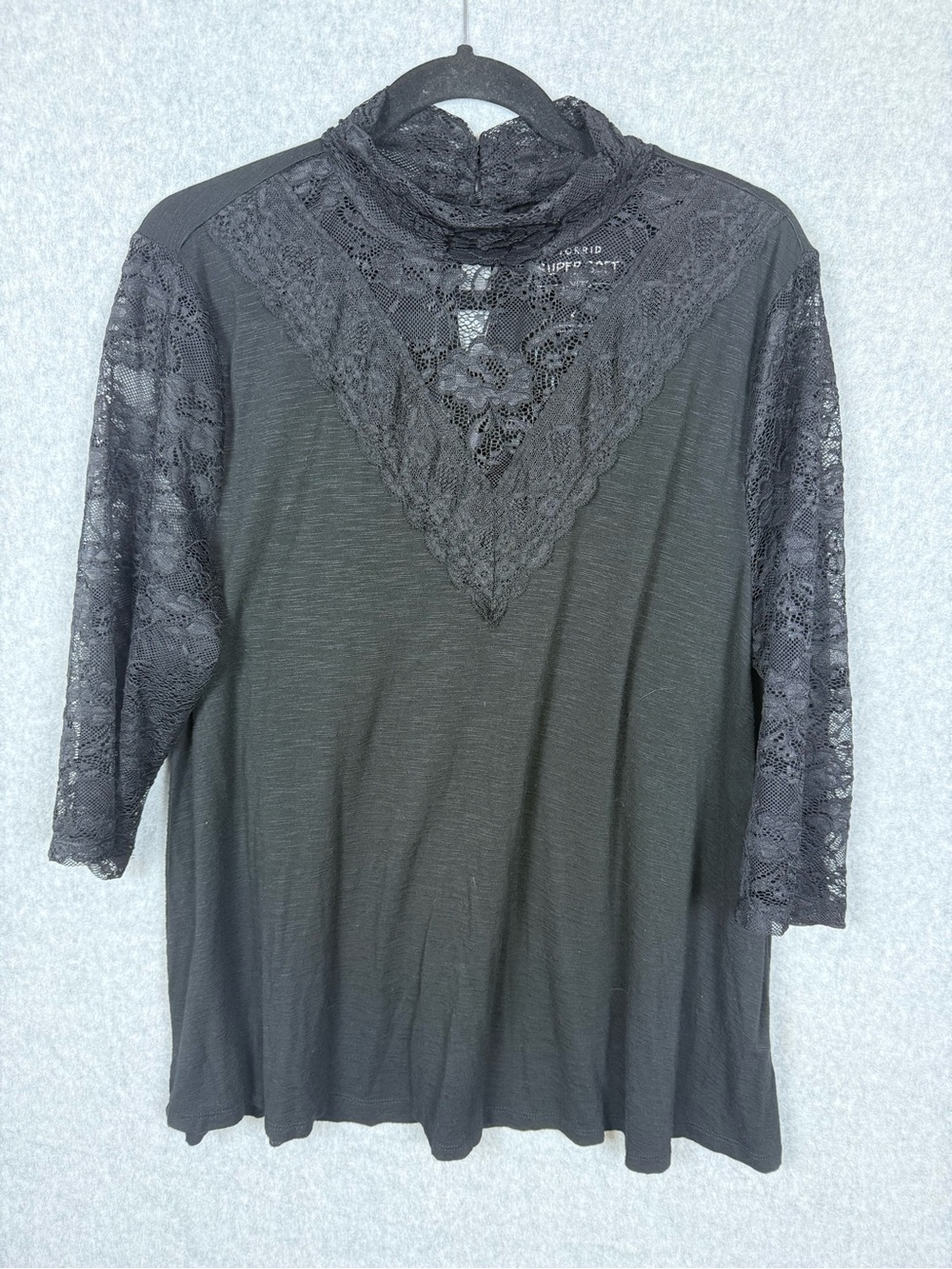 Torrid Super Soft Black Lace Tunic Top Size 2 Gothic Romantic Boho
